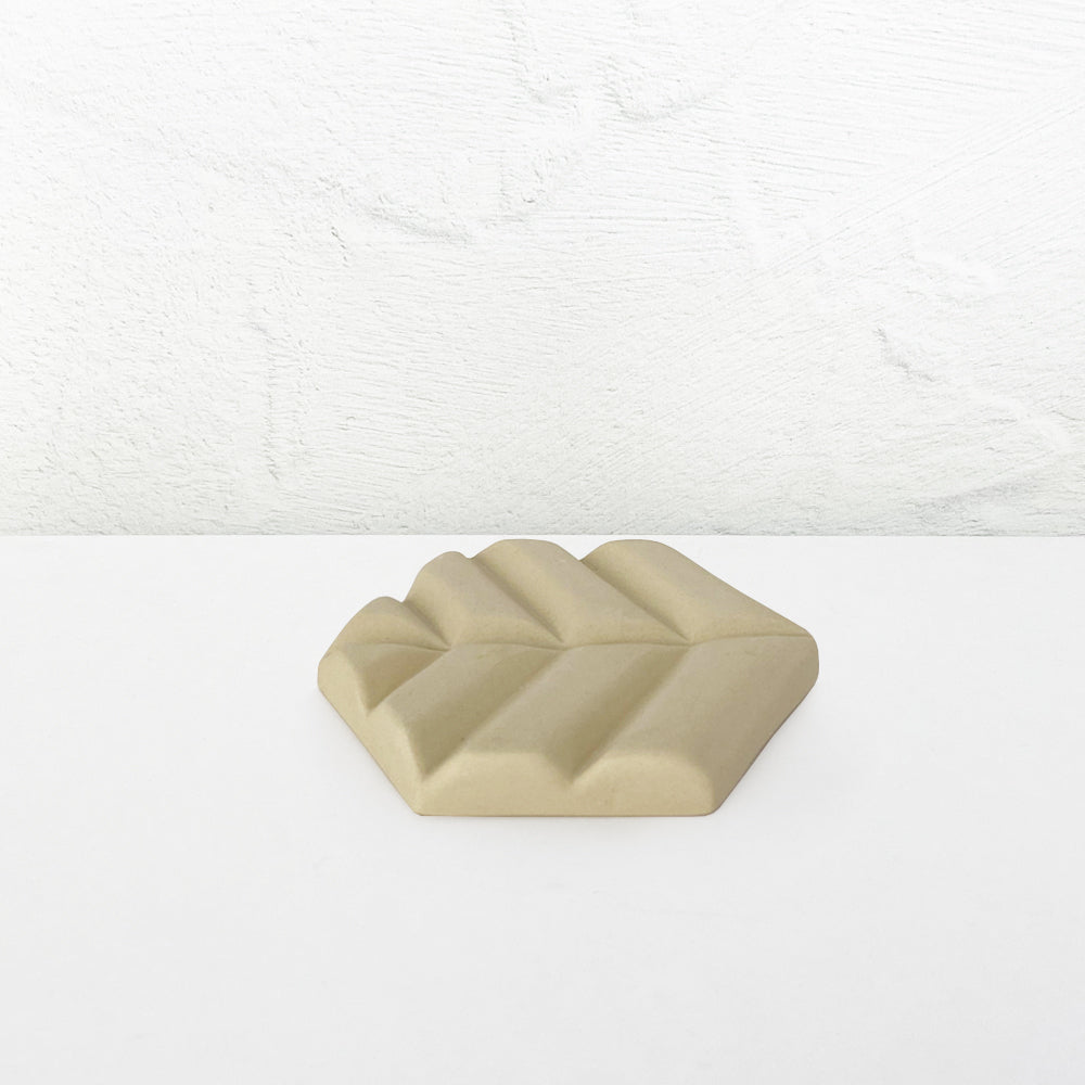 JABONERA DE CERÁMICA HEXAGONAL
